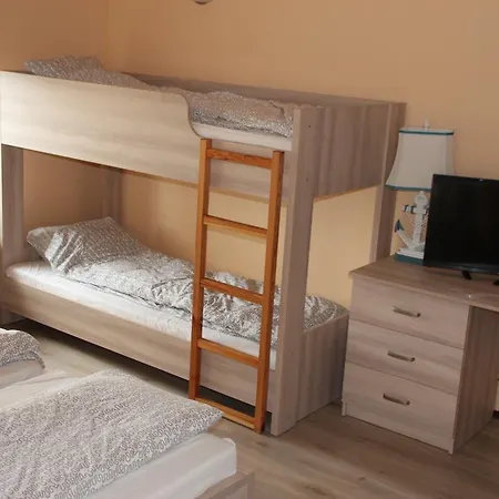 Dom Nad Krzywym - Prywatna Plaza, 2 Boiska, Sauna, Plac Zabaw *